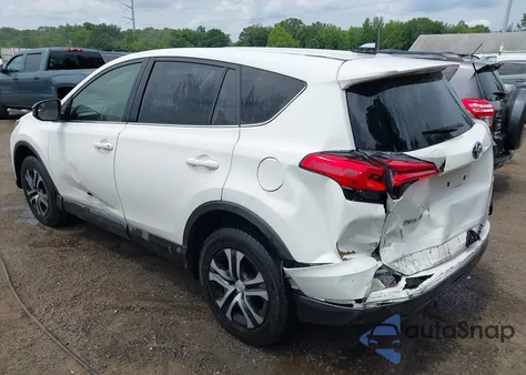2018 Toyota Rav4 Le z USA, uszkodzony, nr VIN JTMZFREV8JJ167247